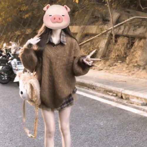 慵懒风咖色麻花毛衣+格纹衬衫