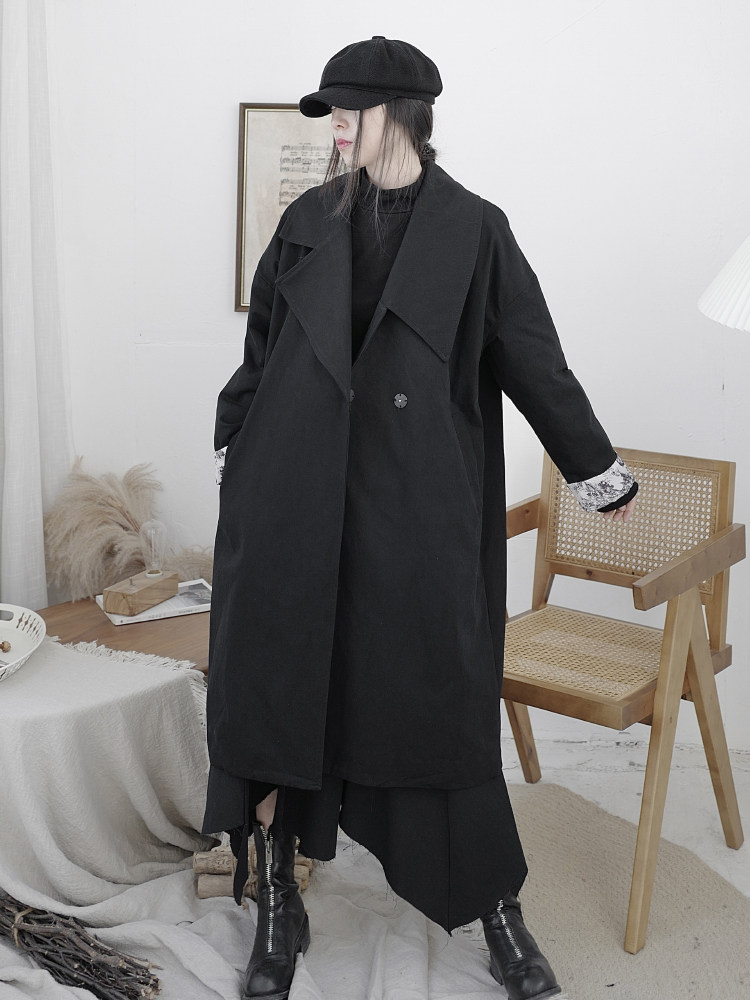 隐觅yohji秋冬新款小众设计不对称领子风衣女中长款宽松解构外套