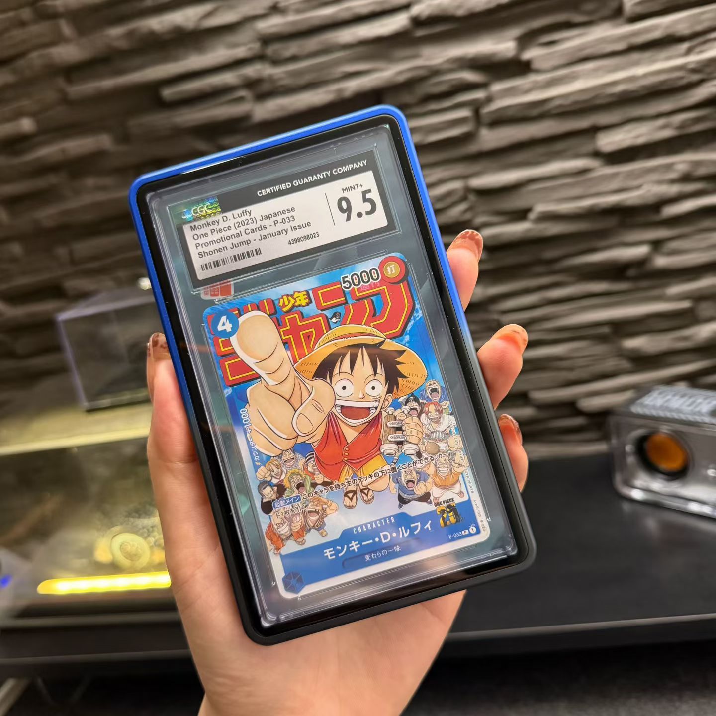 PSA35PT金属评级卡保护壳宝可梦PTCG球星卡35PT评级卡防UV展示框