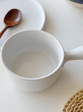 半颗橘子HO 纯色高温釉下彩陶瓷深口单柄碗冷白色带柄面碗汤碗