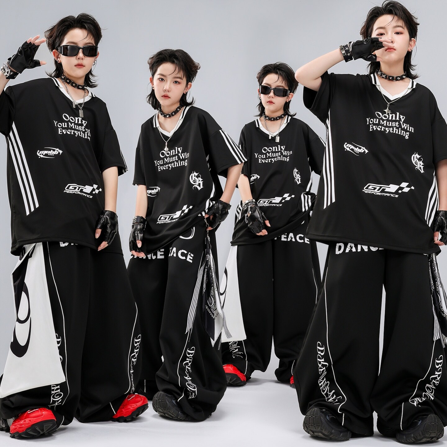 街舞儿童潮服hiphop演出服男孩条纹女童黑蓝蓝色走秀黑白红白亮皮