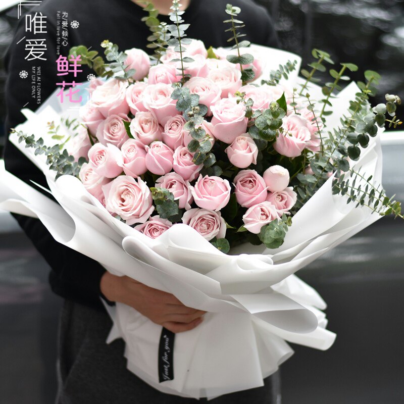 康乃馨粉雪山玫瑰花束鲜花速递同城呼和浩特兰州银川花店生日配送