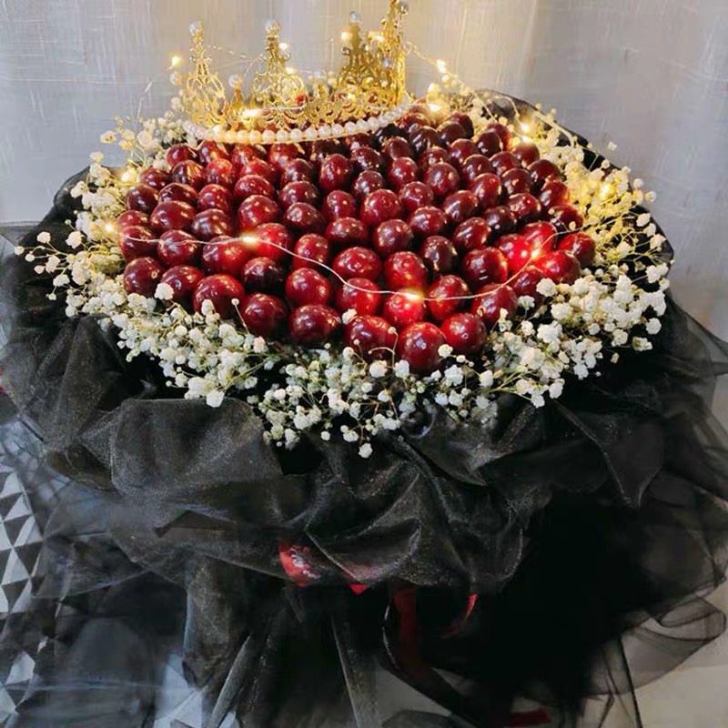 草莓车厘子花束长春吉林市鲜花速递同城送女友网红情人节生日礼物