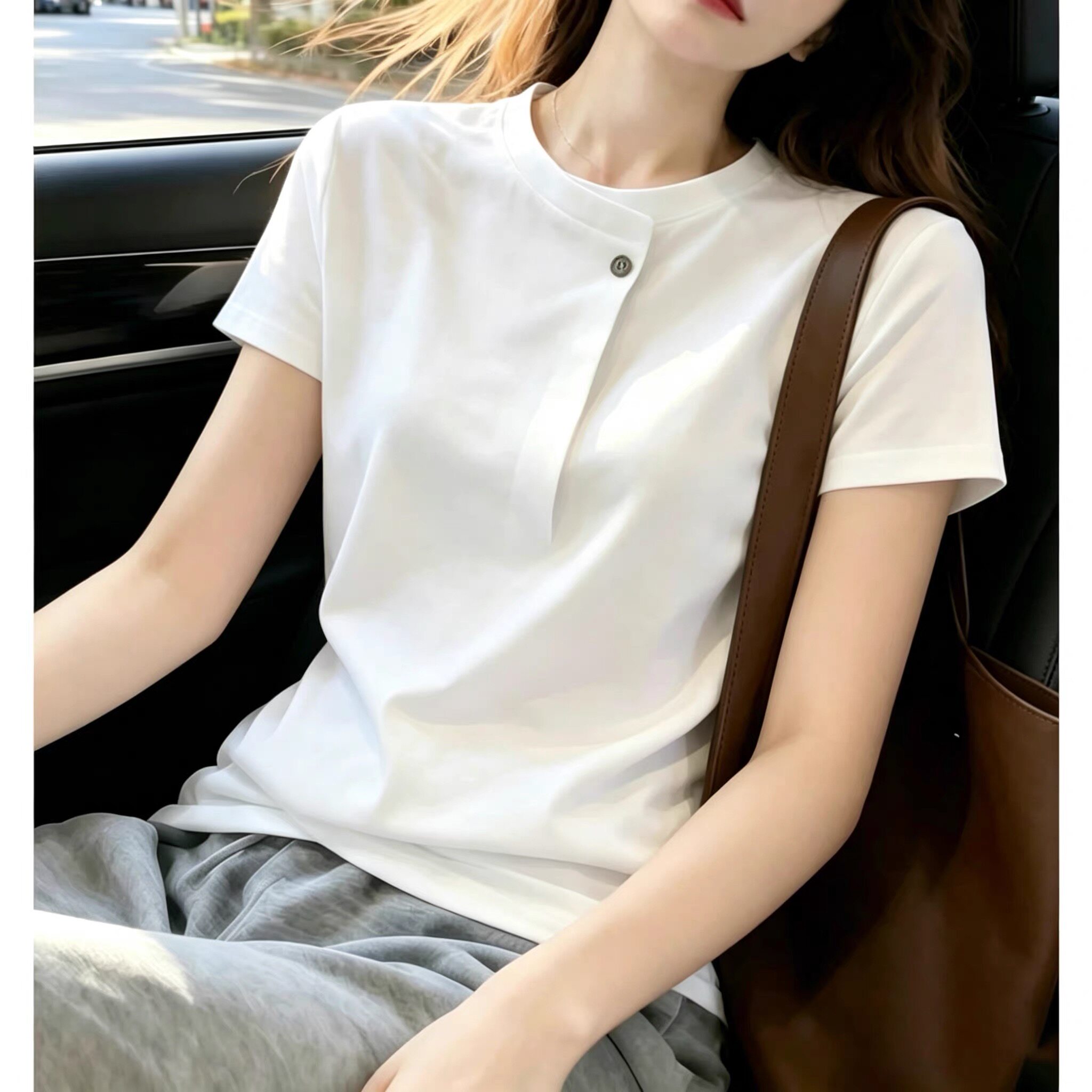 大码正肩白色短袖T恤女夏装胖mm遮肚显瘦圆领纽扣感纯欲上衣0621k