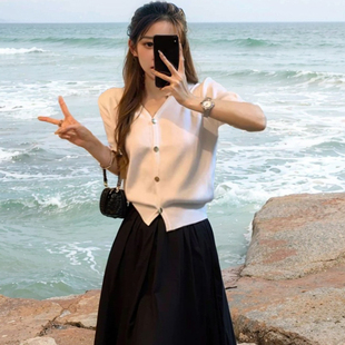 夏季黑色法式泡泡袖小香风针织衫开衫短袖收腰显瘦短款T恤上衣女