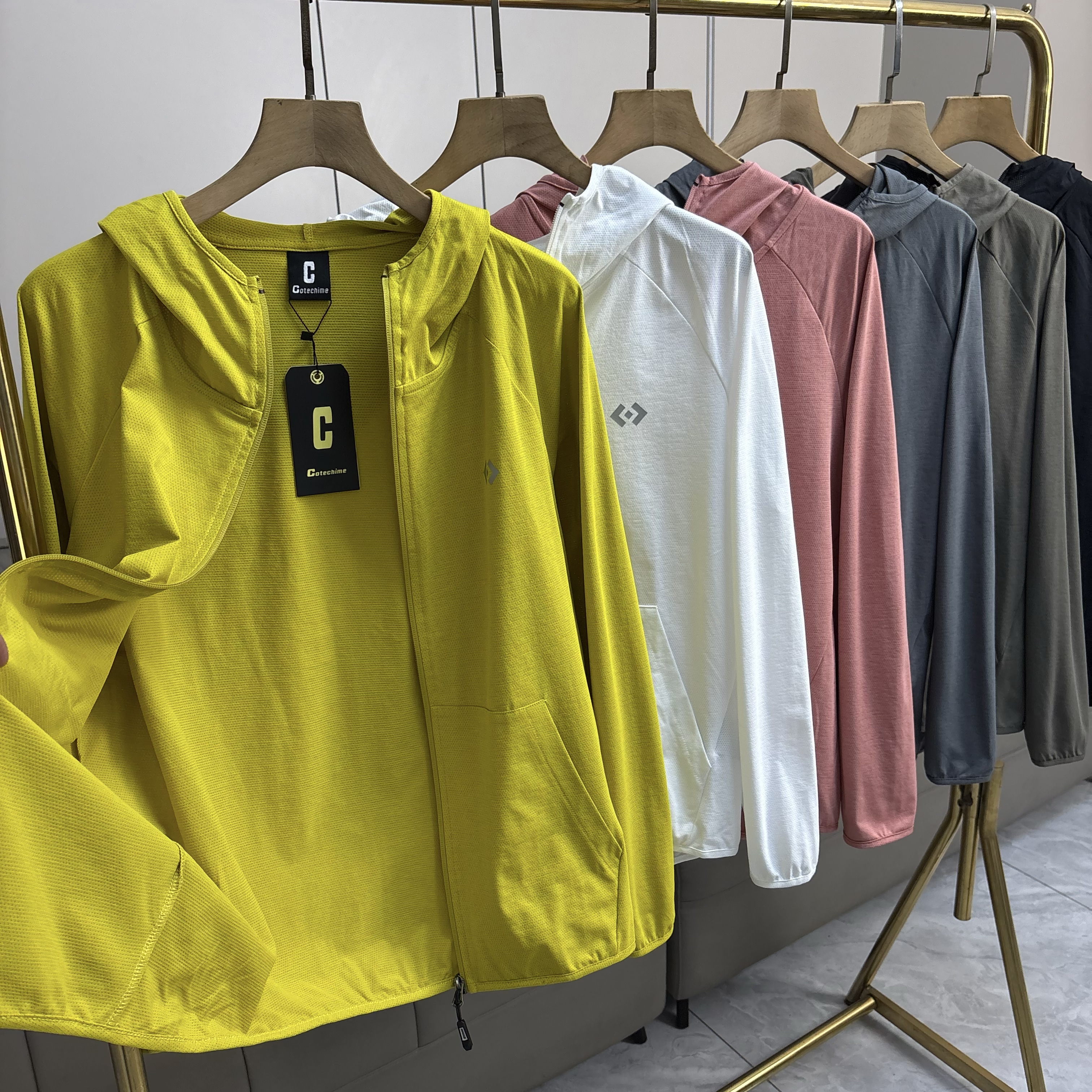 全身疏通网眼！山系户外春夏男女同款舒适透气薄款连帽开衫外套