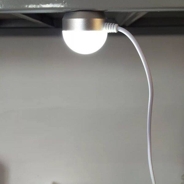 台灯卧室床头灯老人用带磁铁可吸圆形小灯大学生宿舍酷毙灯迷你us