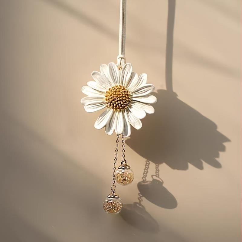 跨境外贸新款代发Car Mirror Charm Cute Rear View Accessory