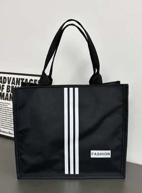 新款FASHION托特包便携式春季手提包休闲肩包时尚健身黑色布包