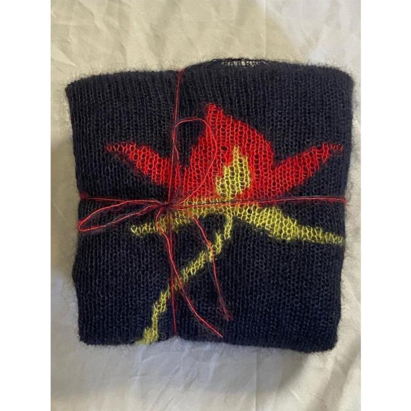 Z 721 Elegant Floral Kn Sweater wh Long Sleeves Sheer