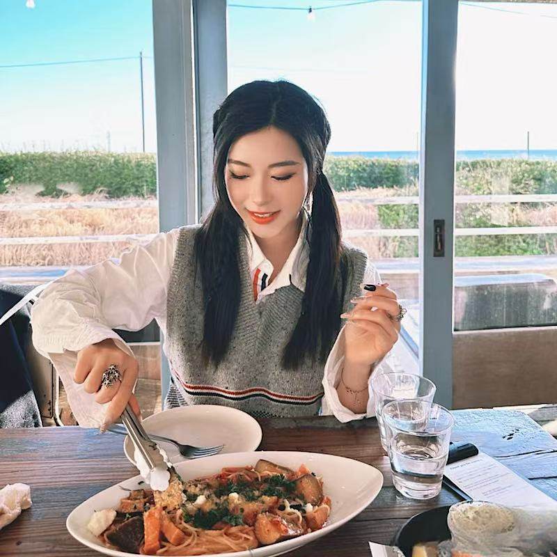 【赠退货宝】TUMA TB羊毛花式点子纱V领复古针织背心马甲毛衣秋冬,女装/女士精品,毛针织衫,淘宝优惠券,粉丝福利购,淘宝优惠卷