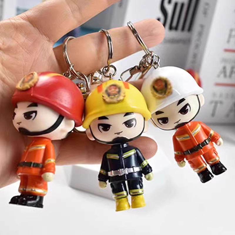 消防员公仔钥匙扣卡通玩偶挂件