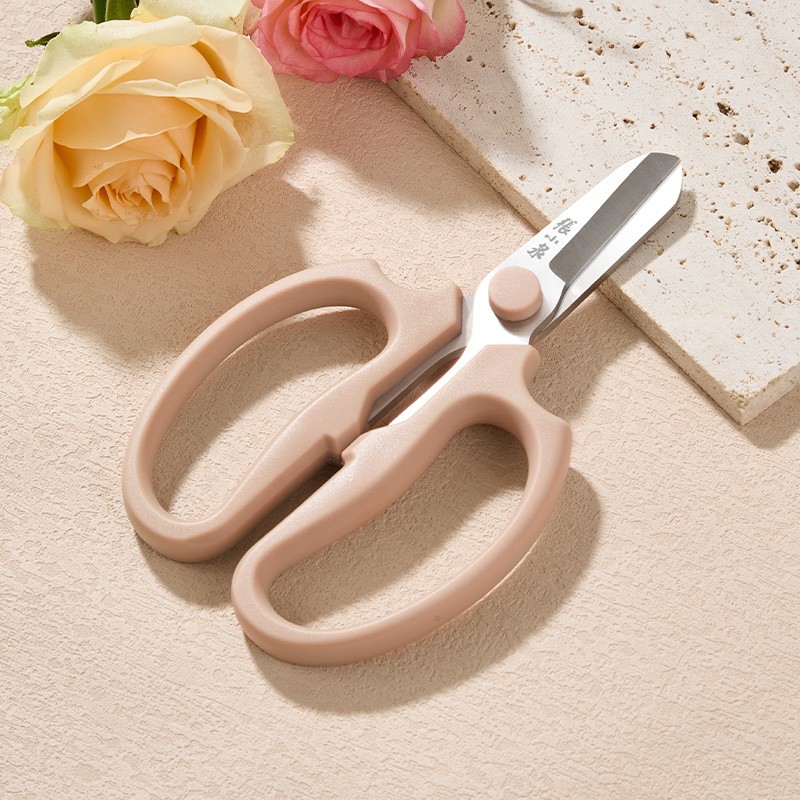 芳菲鋒利花藝簡張小泉