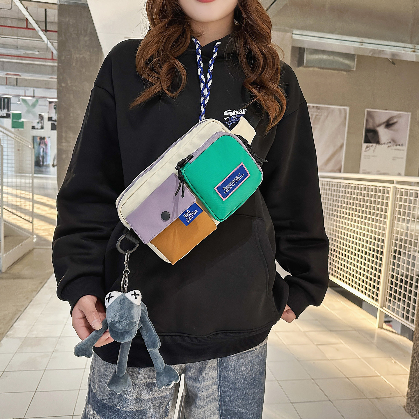 小众设计撞色包包女2026新款高颜值休闲轻便斜挎包户外运动胸包男,箱包皮具/热销女包/男包,胸包,淘宝优惠券,粉丝福利购,淘宝优惠卷