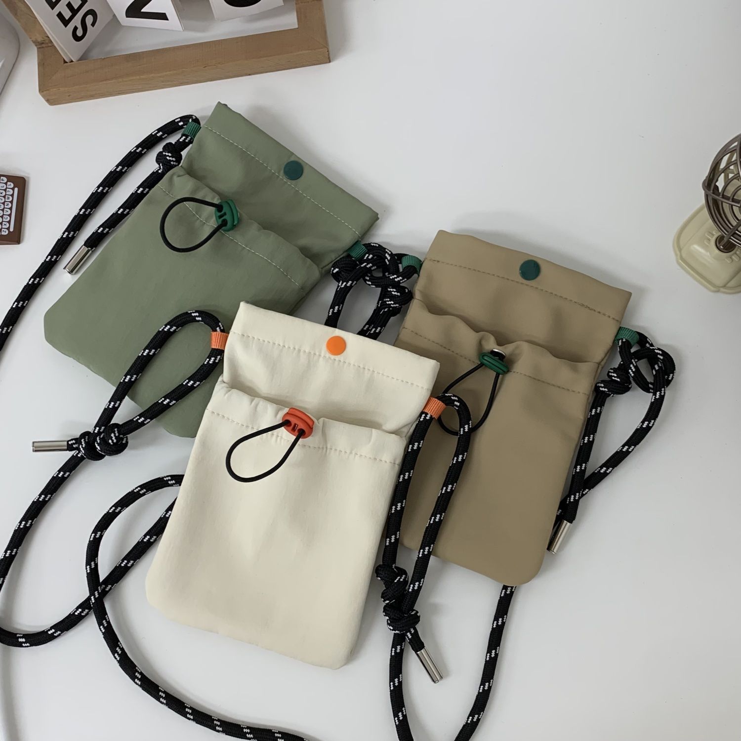 手机挂脖绳袋日系极简风