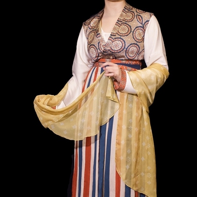 唐背子汉服青泠谷初唐