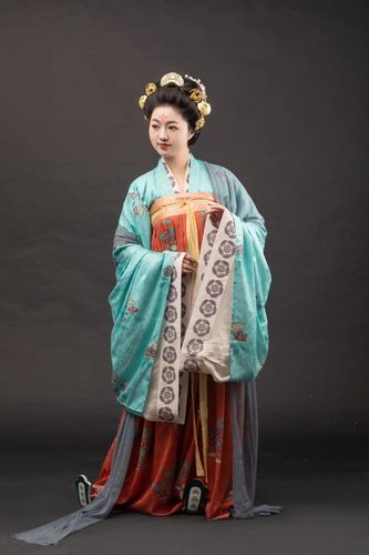 青泠谷原创唐朝汉服女