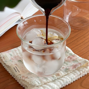 白嶼 簡(jiǎn)約透明圓底擴(kuò)口玻璃杯咖啡杯子耐熱茶水杯帶把手喝水