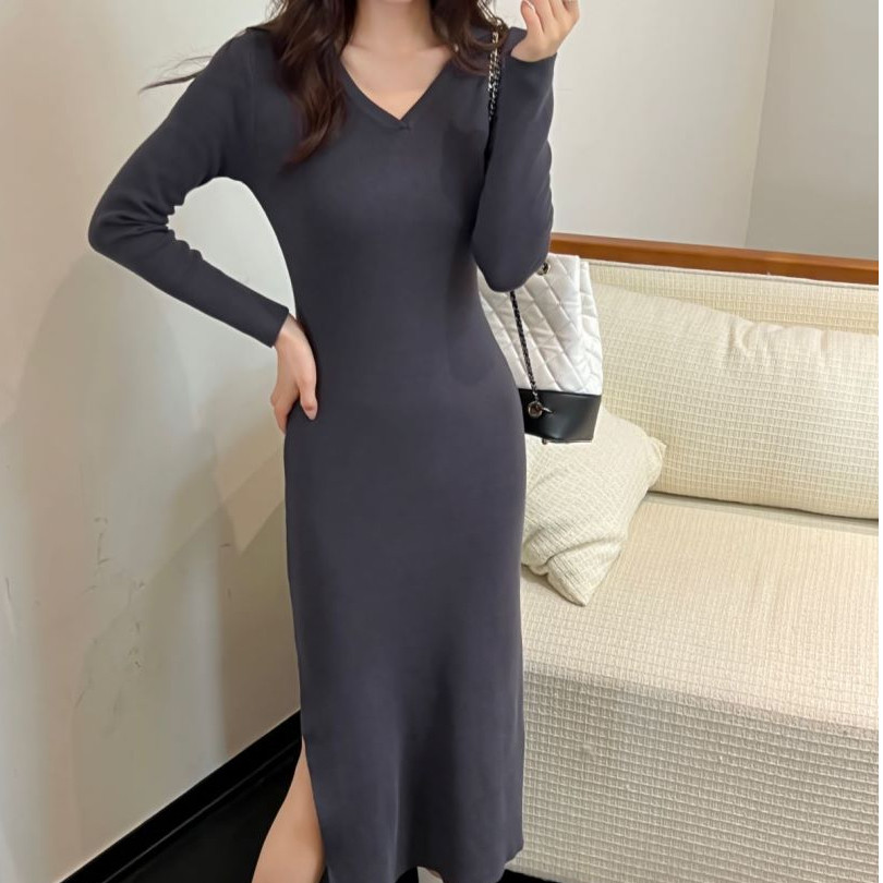 气质修身连衣裙女秋季长款收腰显瘦开叉包臀裙纯欲辣妹打底小黑裙,女装/女士精品,毛针织衫,淘宝优惠券,粉丝福利购,淘宝优惠卷