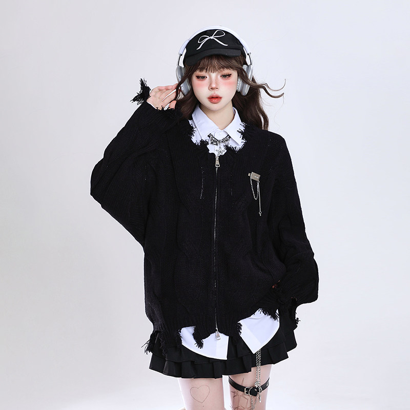 破坏感黑色v领毛衣外套女秋冬潮毛衣