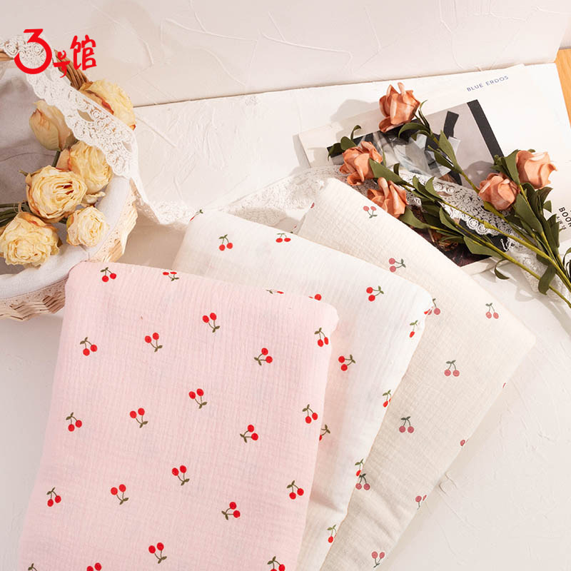 全棉双层纱布绉布小樱桃印花童装连衣裙水洗宝宝棉布睡衣面料