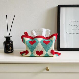 车载纸巾盒副驾驶位原创高级感爱心针织布艺车载家用纸巾盒挂式纸