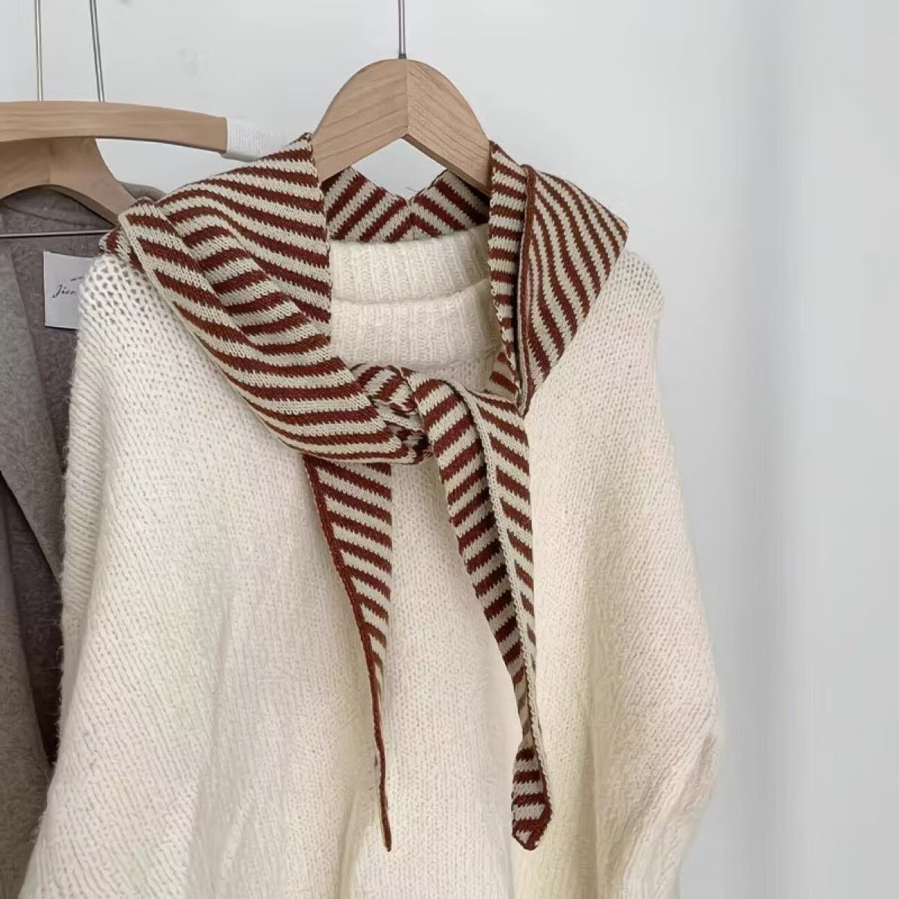 配羽绒服假帽子多种风格