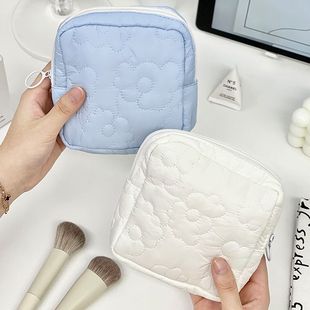 化妆包小型奶油云朵月事包简约便携旅行化妆品收纳包高级感姨妈巾