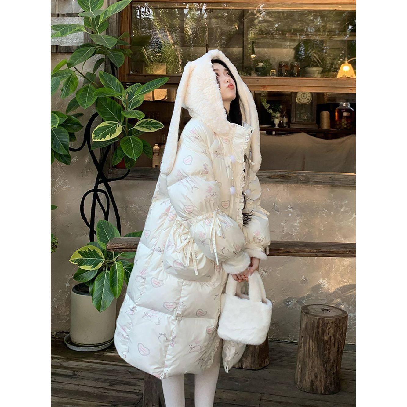 【煮雪温梦】甜美设计感兔耳朵外套女冬季新款可爱高级感印花棉服