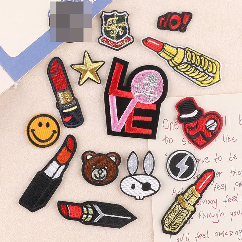 刺绣英文字母小徽章小补丁贴口红五角星服装辅料电脑绣花刺绣布贴