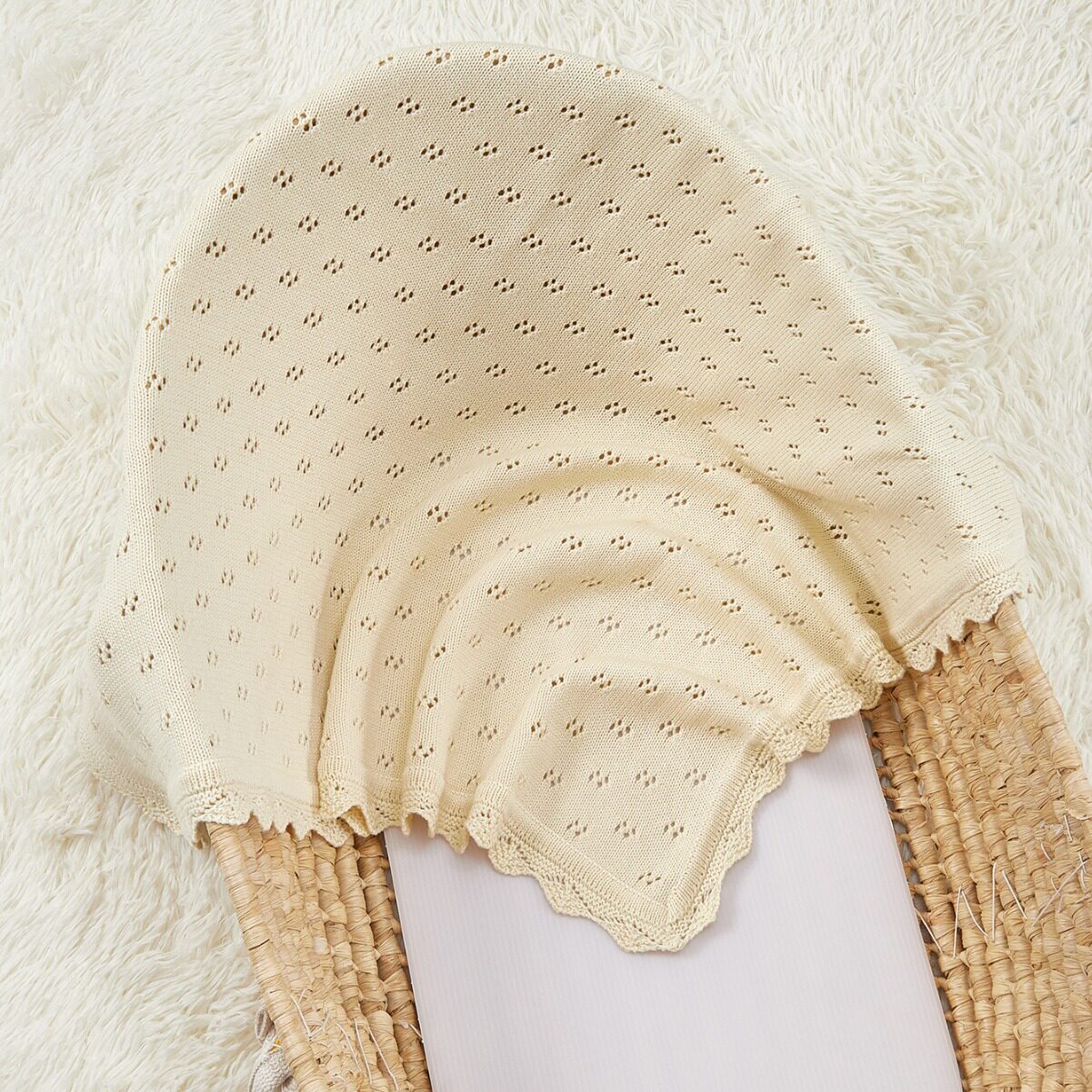 纯棉正方形婴儿盖毯宝宝针织小花边欧美ins风格毯子四季使用亲肤