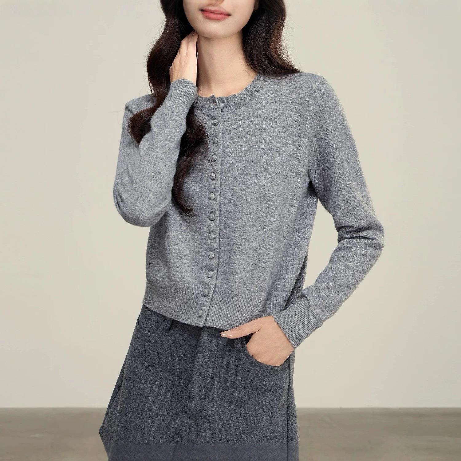 高版本定制圆领羊毛开衫女