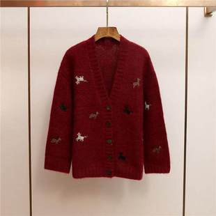 针织衫 深圳南油高端女装 减龄风红色刺绣宽松V领开衫 新款 外套 冬季