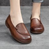 Комфортные универсальные туфли для матери, тренд сезона, из натуральной кожи, для среднего возраста, мягкая подошва