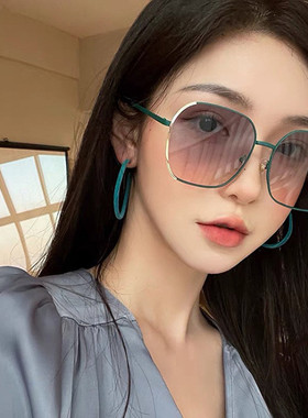 新款渐变偏光墨镜女款防紫外线防晒开车适合圆脸的显脸小潮太阳镜