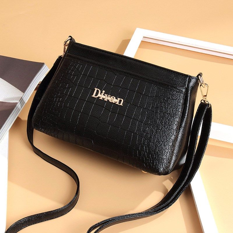 中年女妈妈斜挎包2019新款大气百搭中老年包包单肩包小包婆婆软皮在类目 箱包皮具/热销女包/男包, 女士包袋中 - 来自Buy2taobao.com提供专业的淘宝代购服务