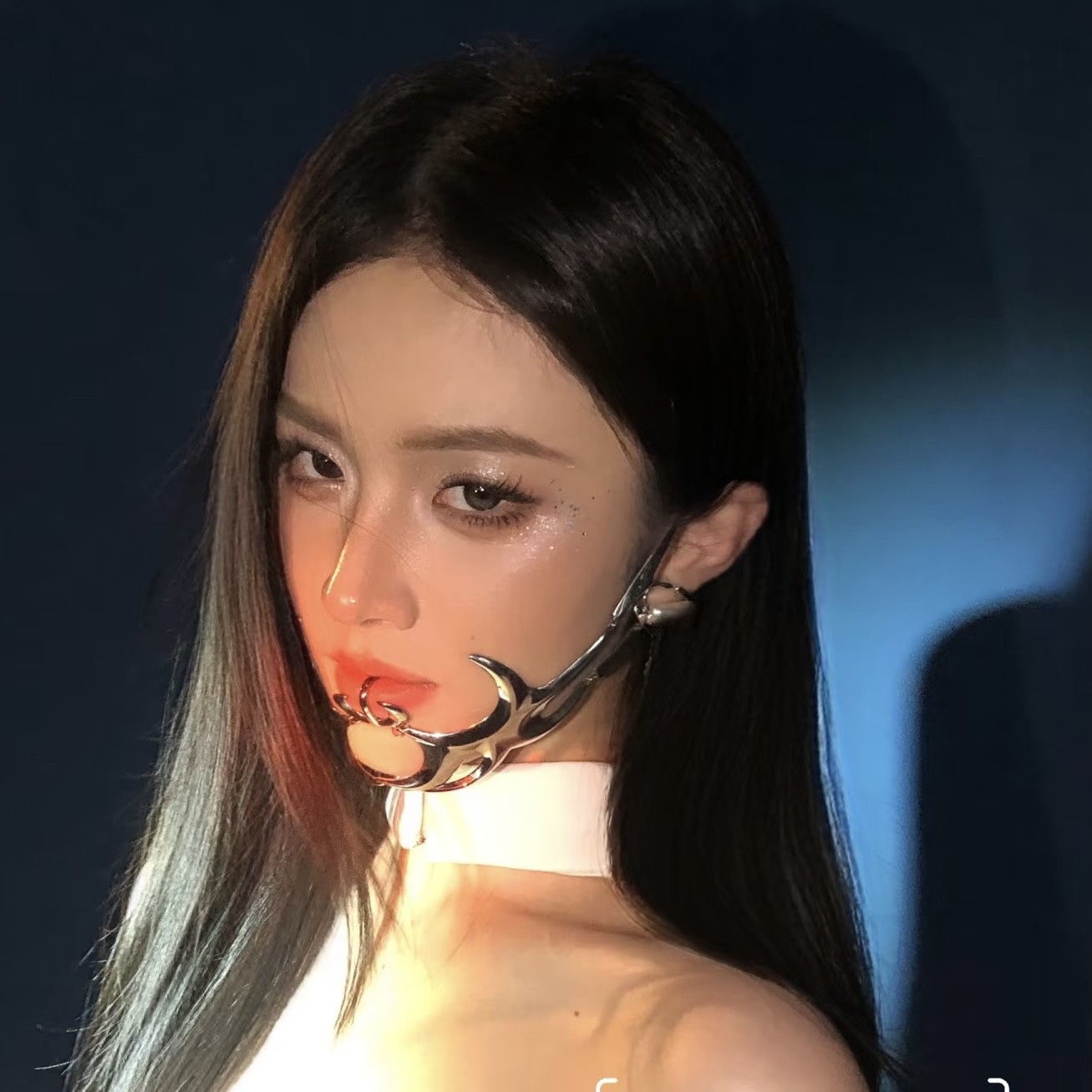 新款赛博朋克凹造型金属感面罩