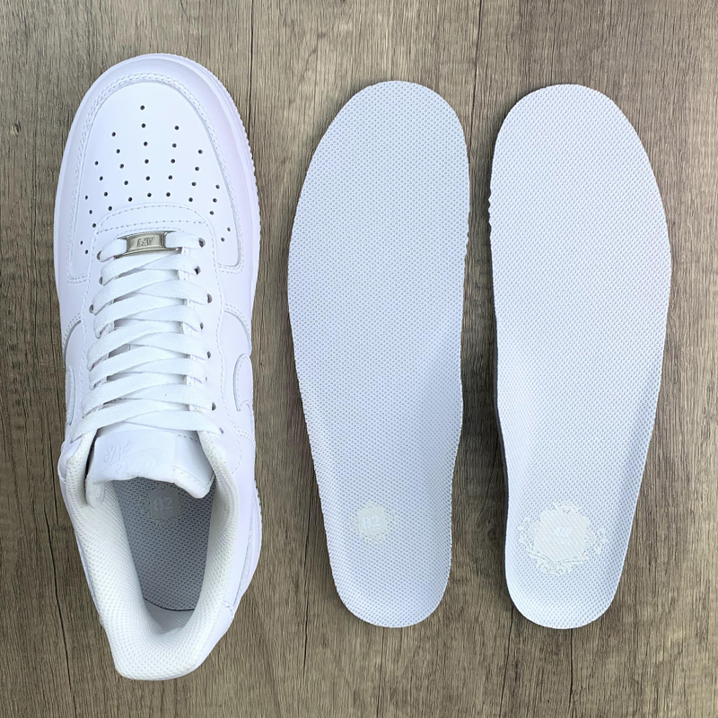 适配空军一号鞋垫2双装配鞋带