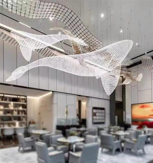 铁艺镂空鲸鱼雕塑不锈钢编织海豚海洋馆动物酒店展厅悬挂装饰品