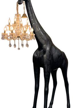 长颈鹿落地灯创意玻璃纤维现代简单易懂豪华高端装饰大型流行雕塑
