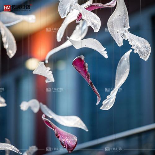 现货酒店大厅羽毛艺术水晶吊灯创意别墅复式楼电梯间羽毛装饰吊灯