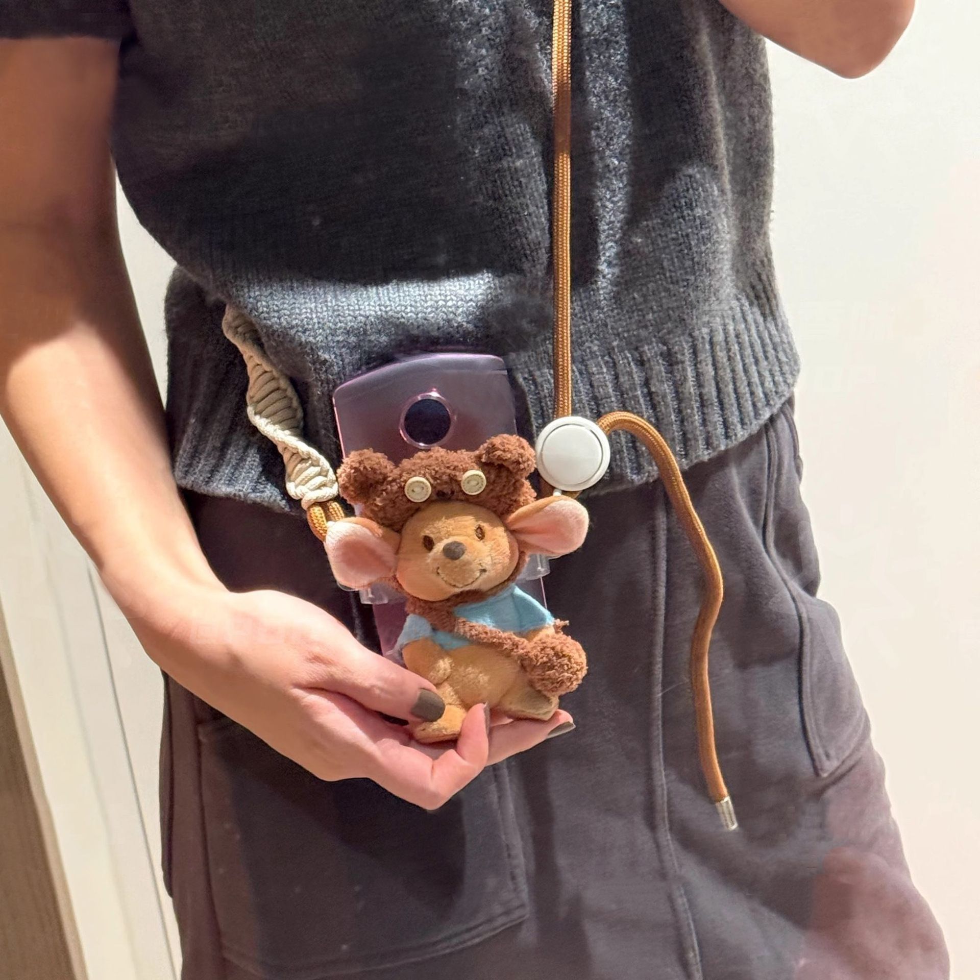 小豆毛绒公仔原创自制手机背夹可爱创意礼物手机链斜挎背带式背夹