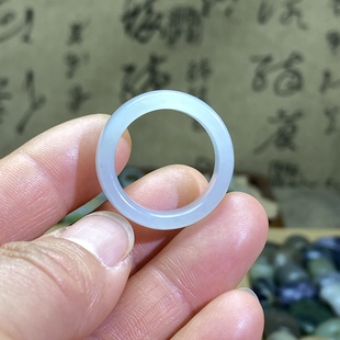 和田玉白青花籽料卡20大圈口戒指复古国风文玩珠串挂饰玉环戒圈