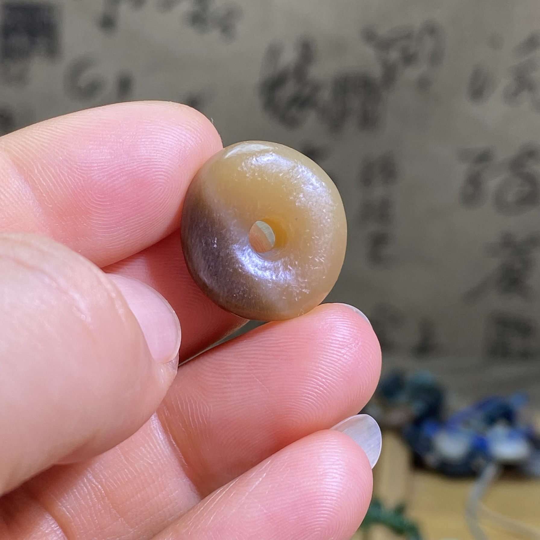 和田玉糖玉双色随型扣子配饰复古风老光工艺藏式手链手串多宝配珠