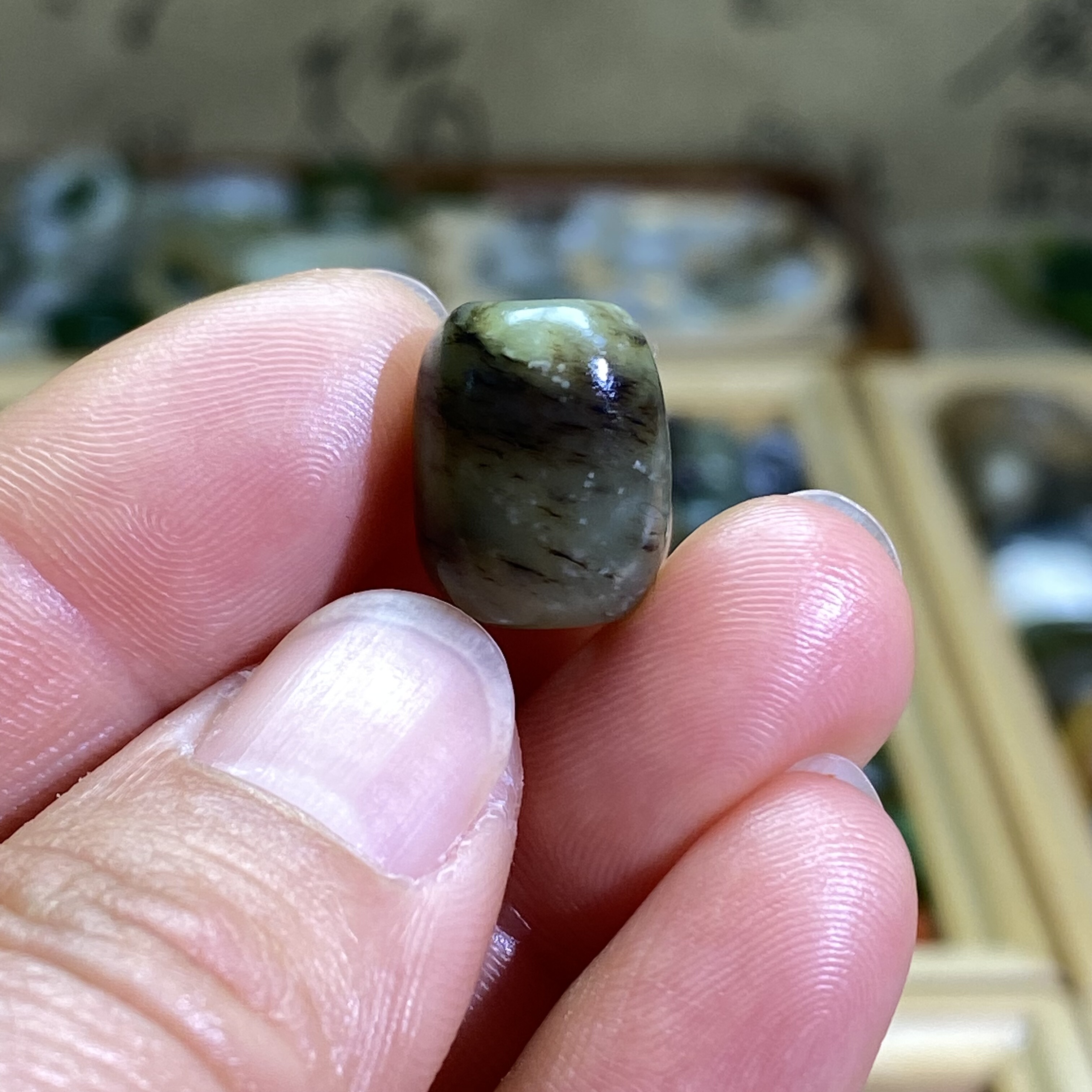 和田玉黄口青花随型圆桶珠配饰老光工艺复古风手编绳手串配珠,珠宝/钻石/翡翠,其他,淘宝优惠券,粉丝福利购,淘宝优惠卷