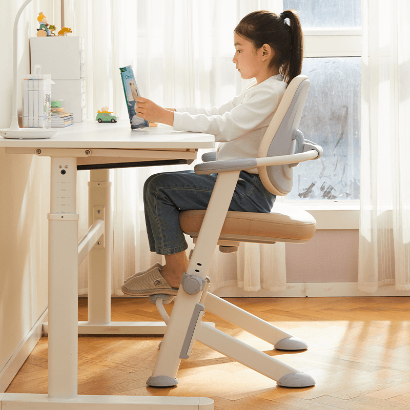 八九间SF1米粒儿童学习椅子学生可升降调节凳子写字专用成长座椅