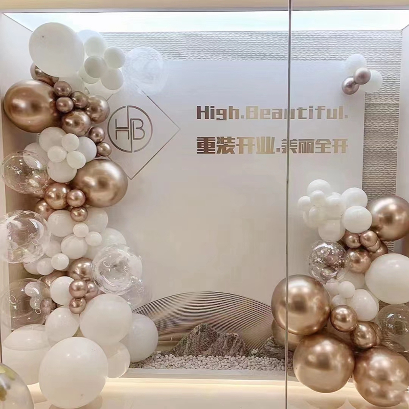 白色金属香槟金门店开业气球布置