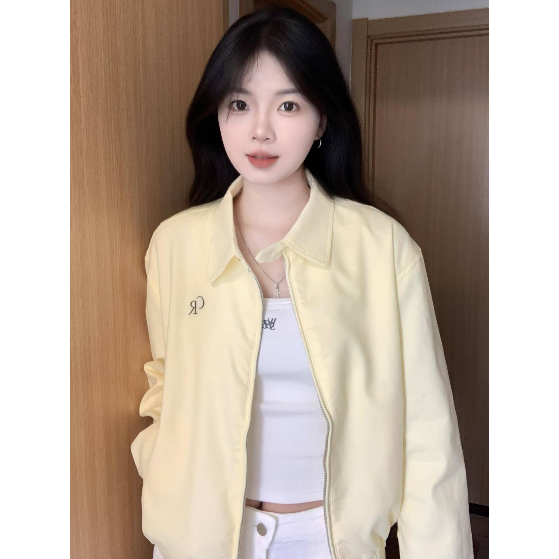 早秋夹克外套女2025新款宽松休闲韩系短款纽扣翻领黄色开衫上衣潮