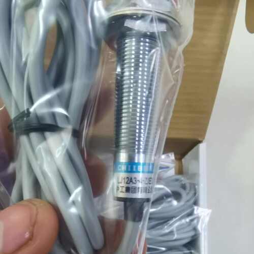 维修沪工接近开关LJ12A