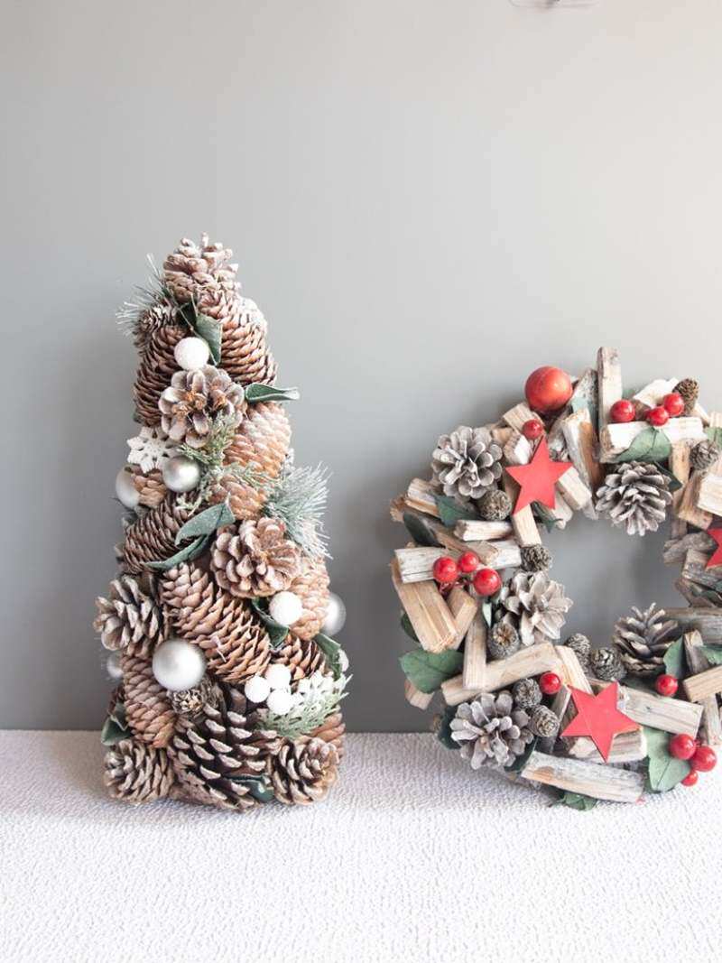 圣诞节装饰橱窗场景布置圣诞树创意小饰品酒店餐厅桌面树松果挂件